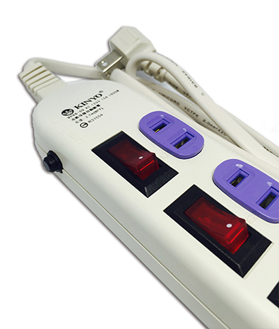 台灣 6孔位 帶開關 過載保護 AC延長線 15A 125V